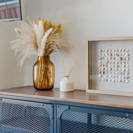 2 Bdr Charming In Christianos Apartment