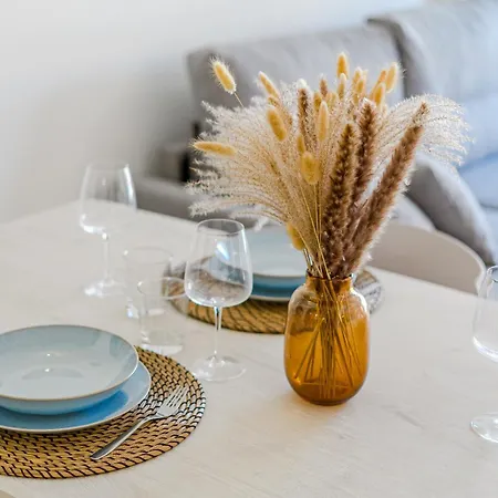 Apartment 2 Bdr Charming In Christianos Los Cristianos (Tenerife)