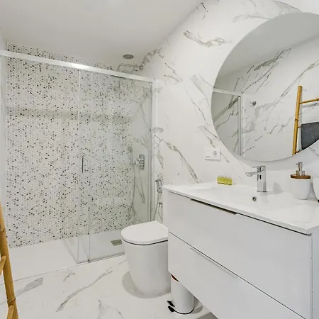 Apartment 2 Bdr Charming In Christianos